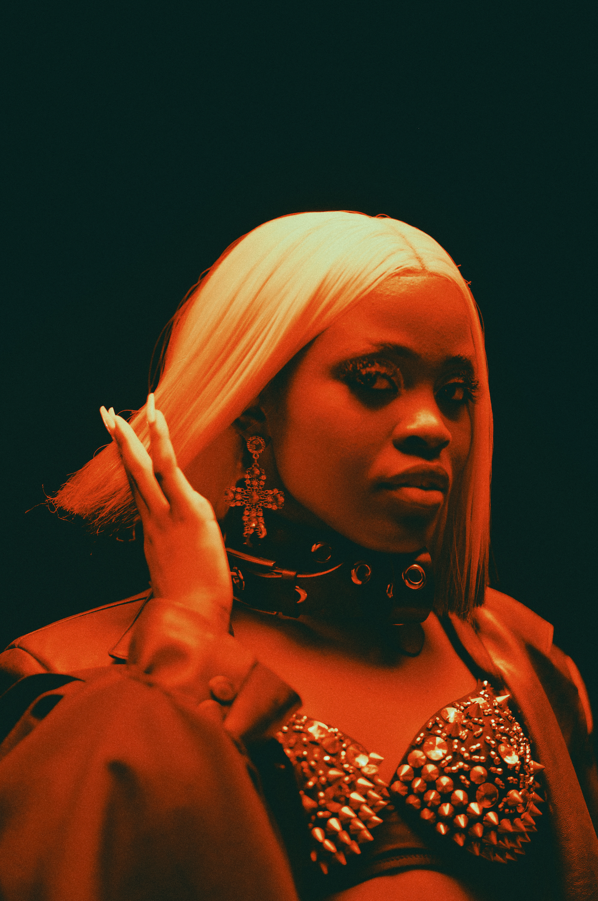 notes on elsy wameyo's 'saint sinner'