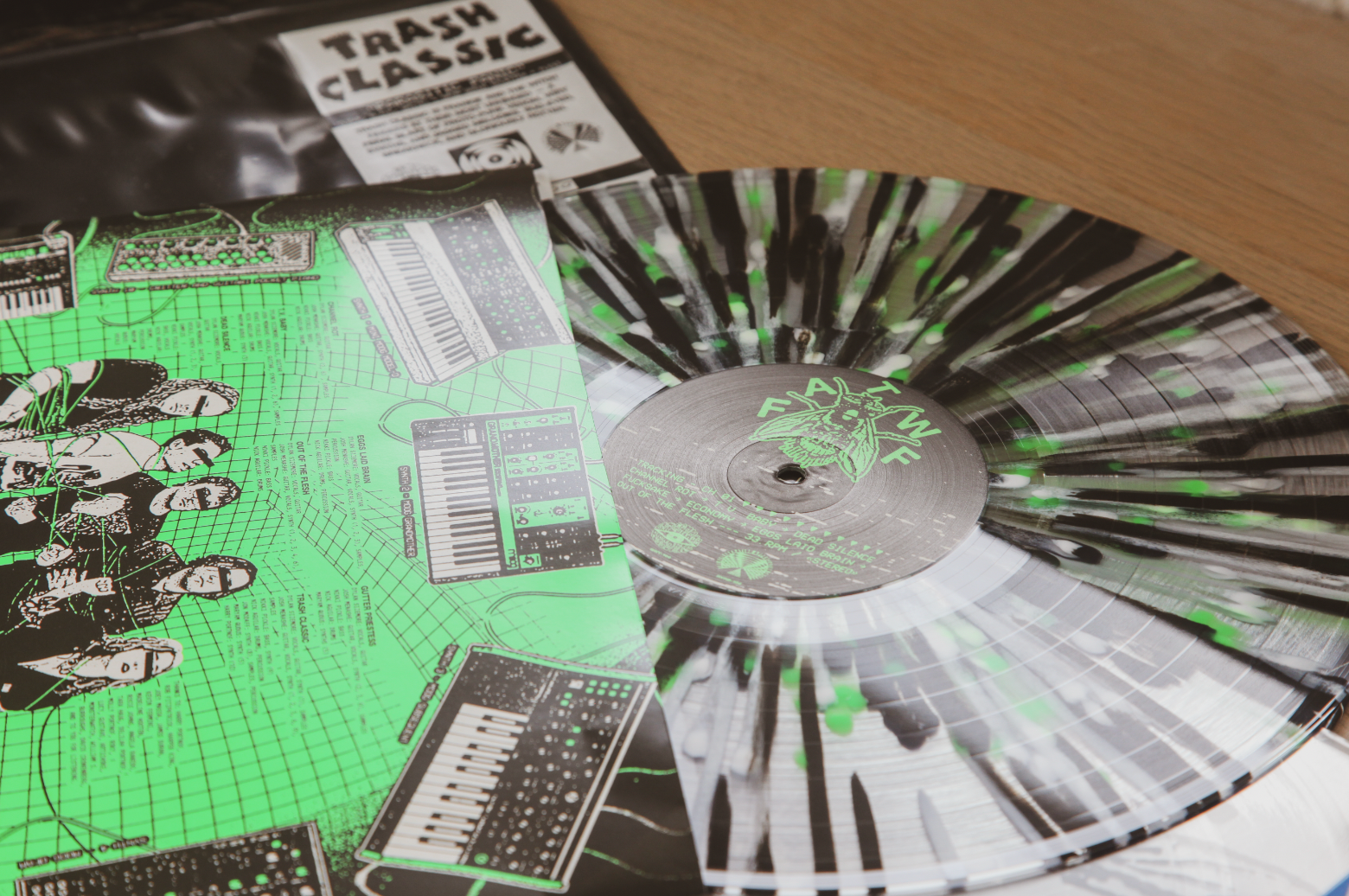 Frankie & The Witch Fingers - Trash Classic - 'Parasitic Panic' Vinyl LP + Flexi Disc